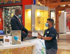 Nakheel Malls thanks Dubai’s healthcare heroes